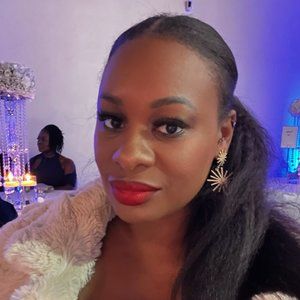 Meet your Posher, Candice